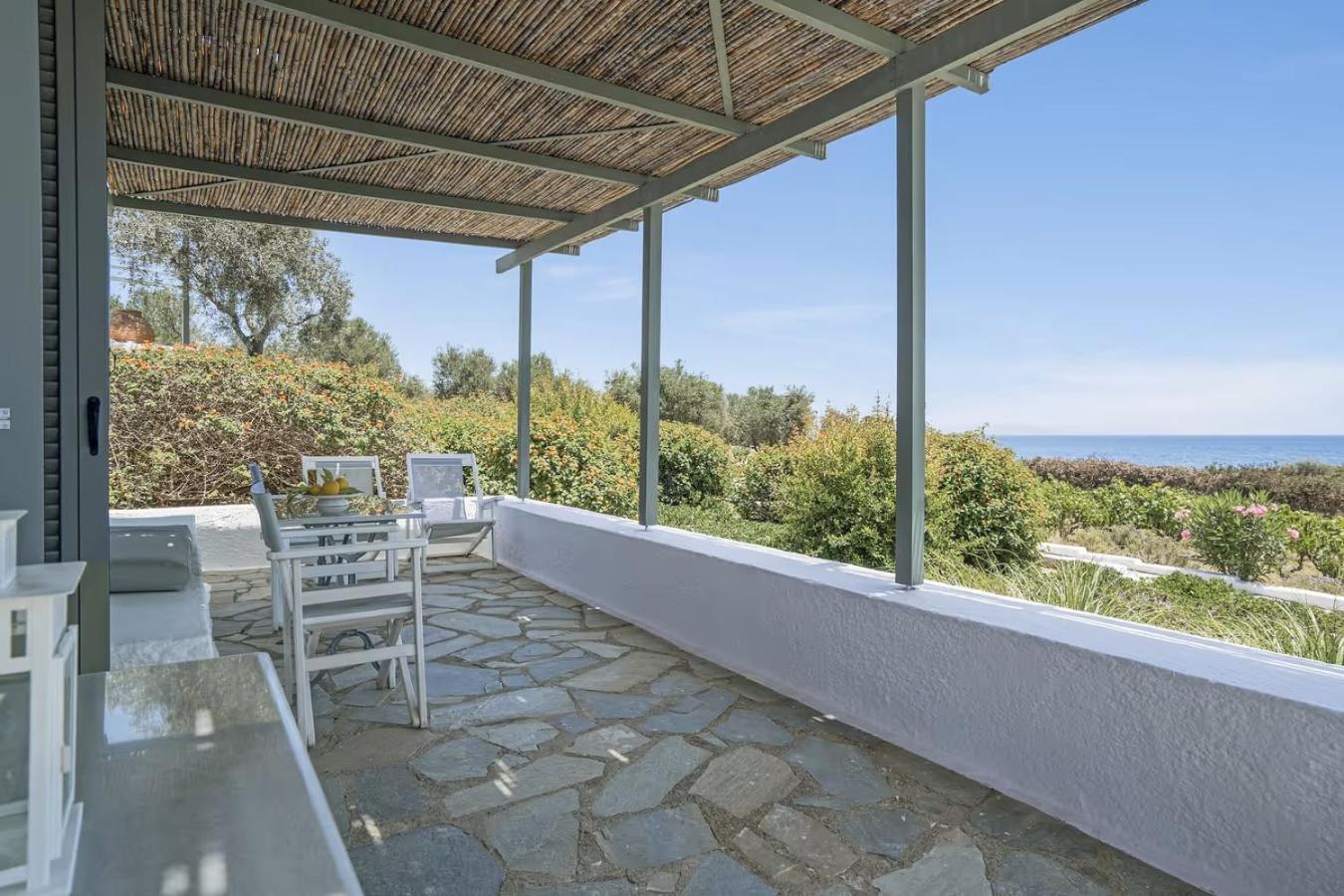 Niriides Resort Gythio Esterno foto